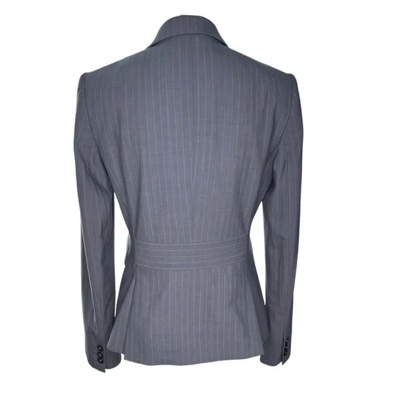 Banana Republic Women's Gray Pinstripe Blazer Size 6 - Picture 3 of 12